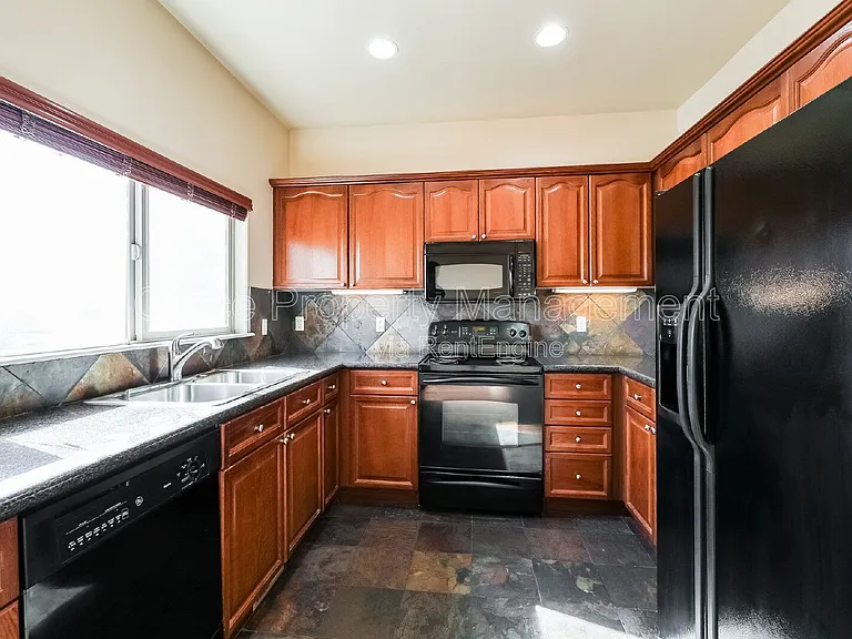 3155 E 104th Ave #5D — Photo 5