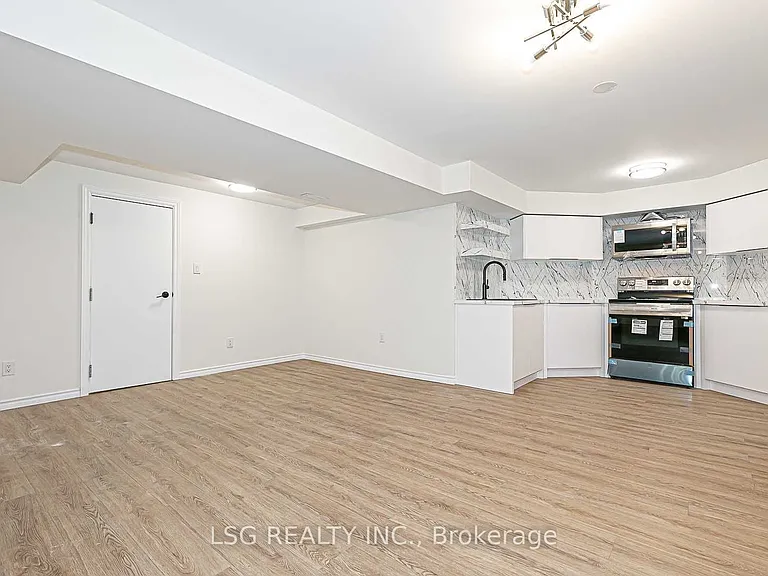 25 Briardale Pl — Photo 8