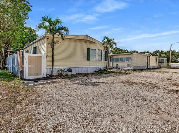 13180 SW 8th St, Davie, FL 33325