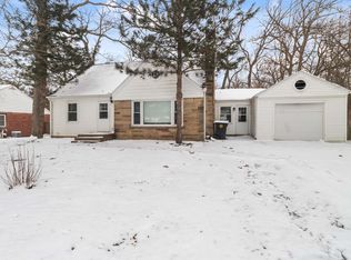 1703 Corby Blvd, South Bend, IN 46617