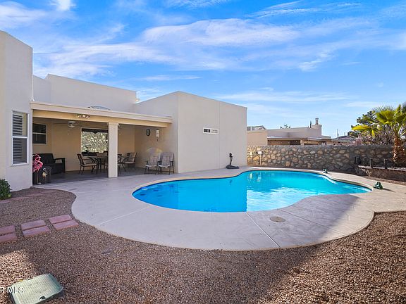 2nd image of 6309 Los Bancos Dr