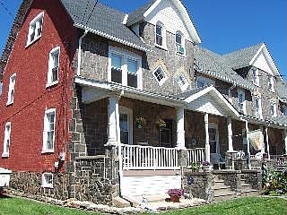 1st image of 29 W Broad St
