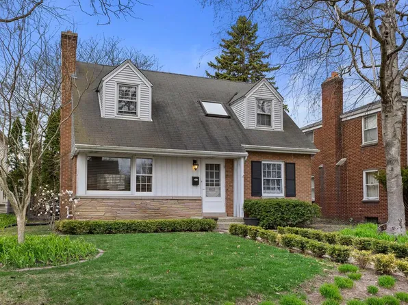 4419 North Ardmore AVENUE, Shorewood, WI 53211