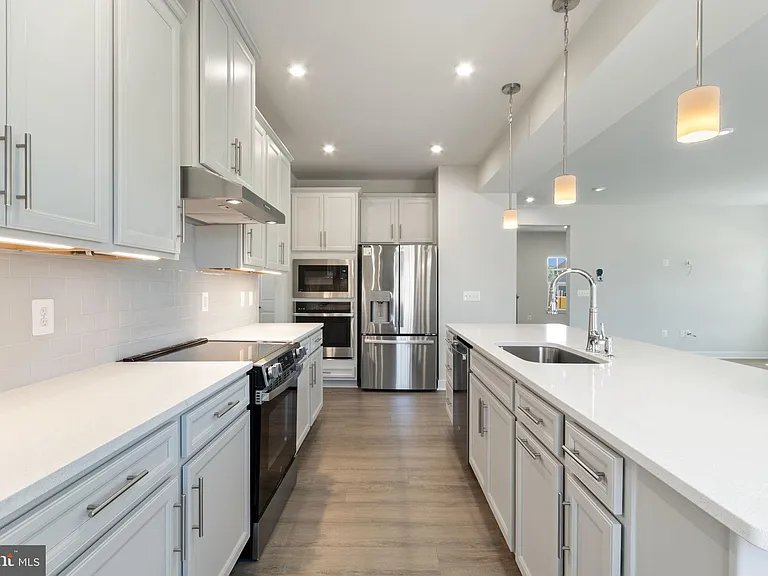 105 McKittrick Dr — Photo 18