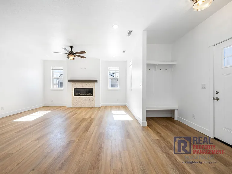 6134 Reflection Ridge Dr — Photo 8