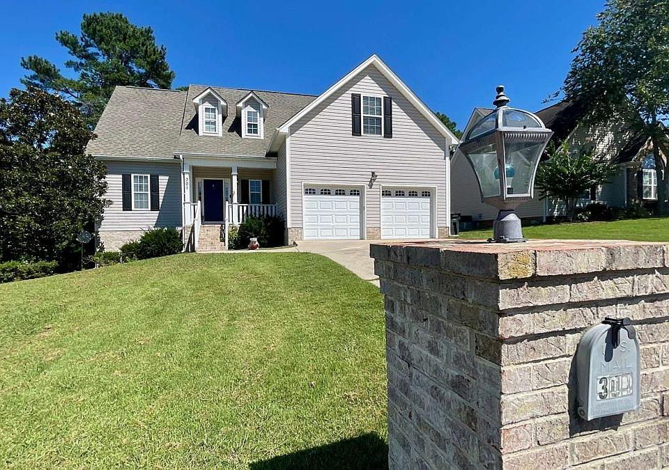 1st image of 301 Hidden Oaks Dr