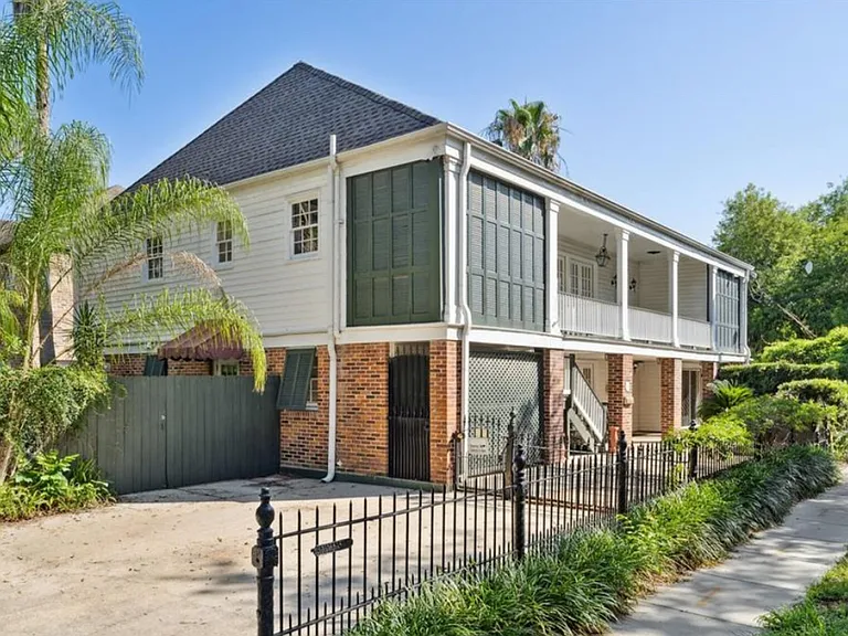 2308 Short St — Photo 2
