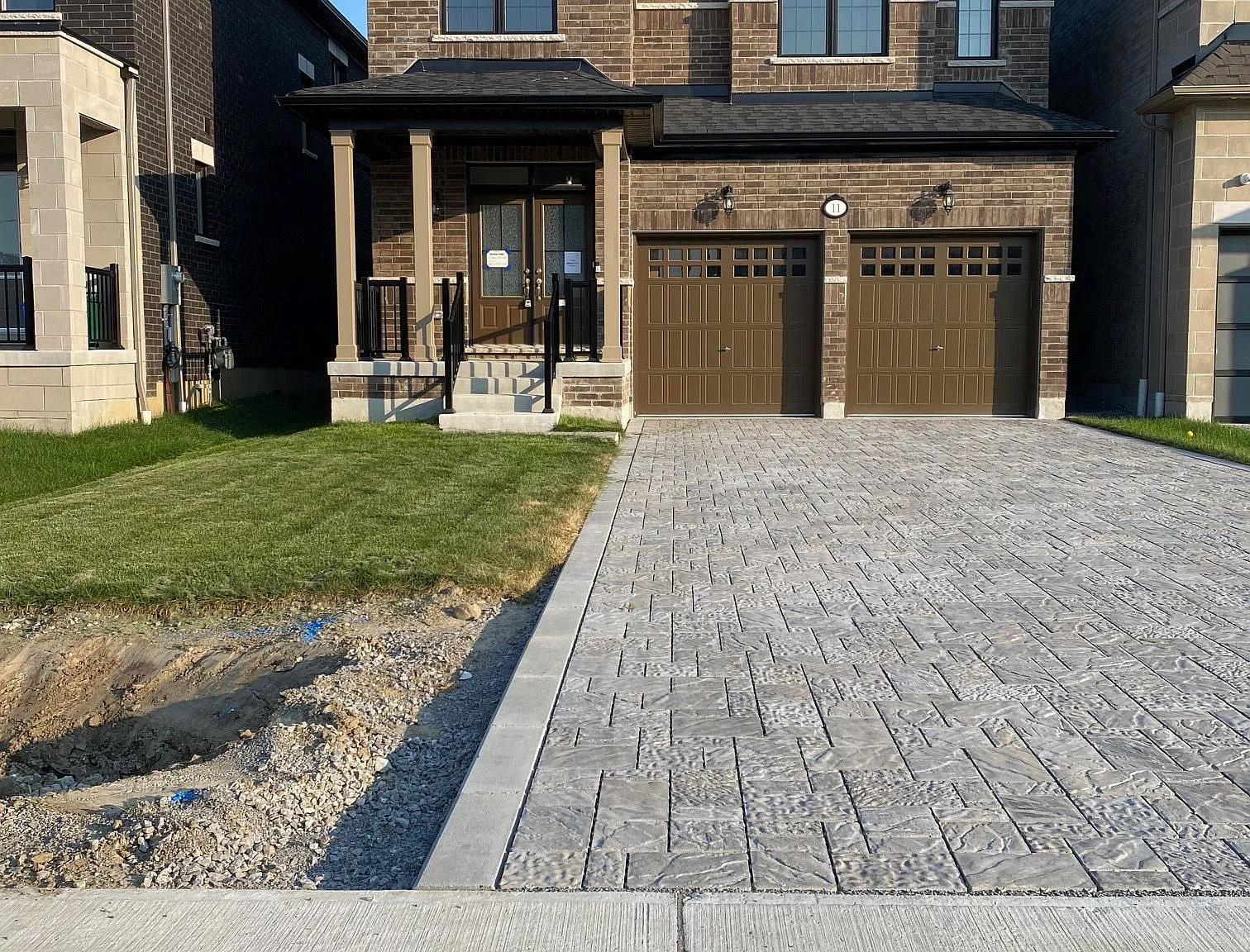 4 bed, $3,700 — Photo 1