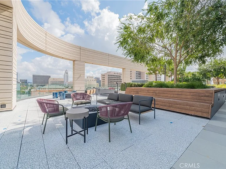 400 S Broadway Ave #1203 — Photo 42