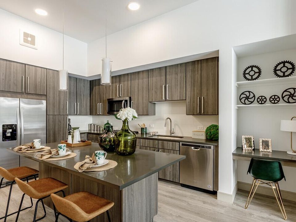 1st image of 1604 N Utica St #3C
