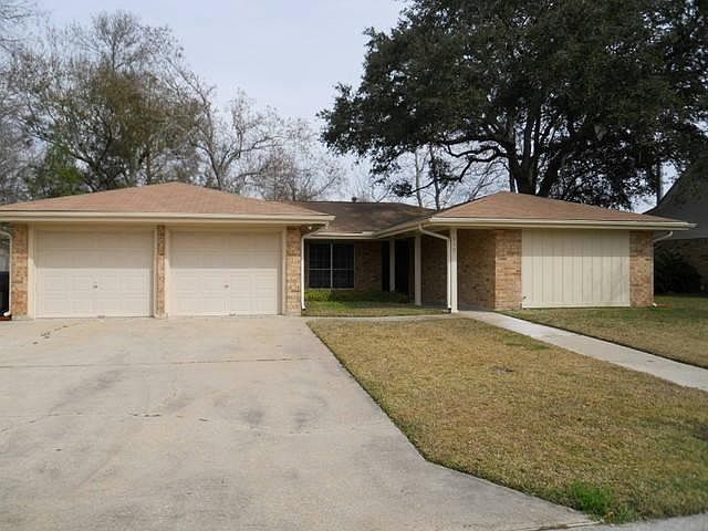 1st image of 232 Lake Crescent Cir