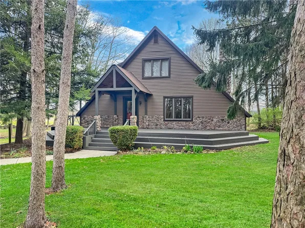 1518 Childrens Home Rd, Urbana, OH 43078