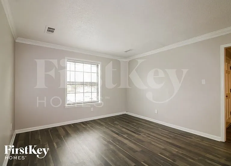 1459 Haverwood Ave — Photo 10