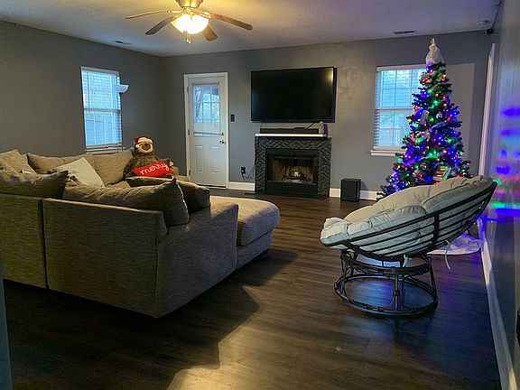 Large living room 