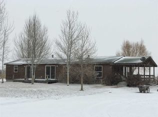 99 Ocean Lake Rd, Riverton, WY 82501