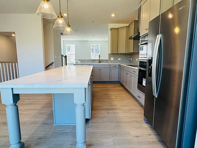 7044 Westrow Ave — Photo 9