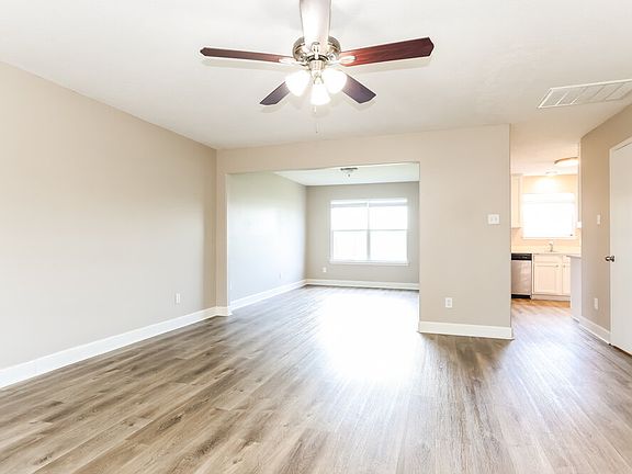 4th image of 5415 Espuela Ln