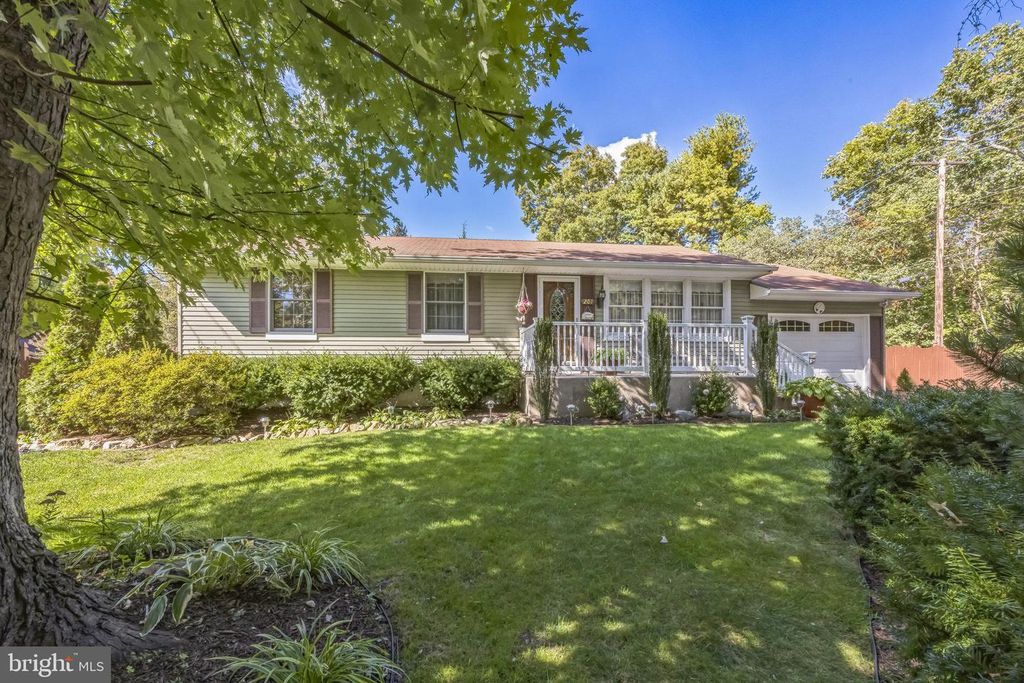 201 Walnut Ave, Berlin, NJ - View 3