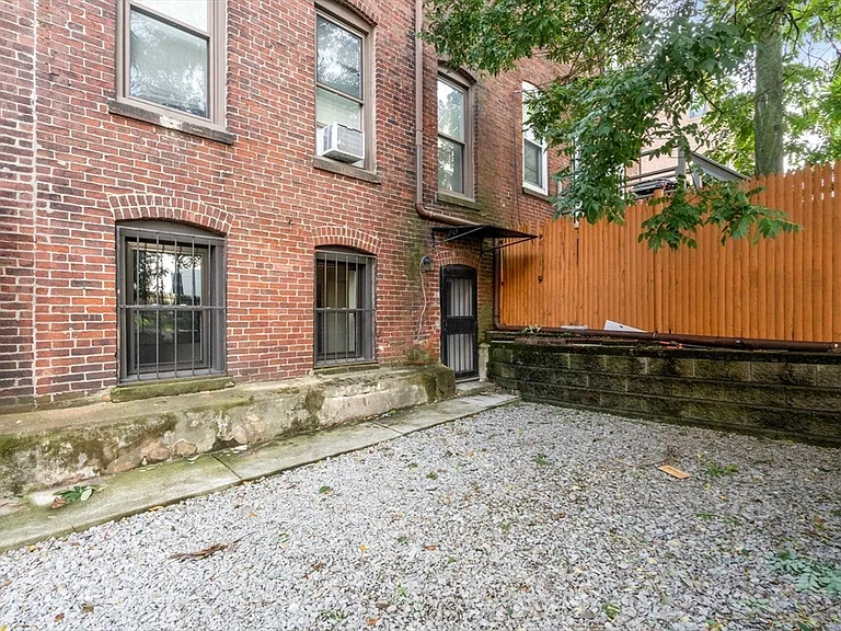 166 F St #1 — Photo 12