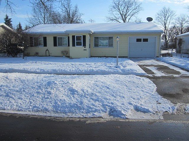 1st image of 725 W Carlton Ave