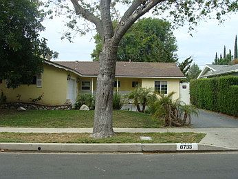 5th image of 8733 Odessa Ave