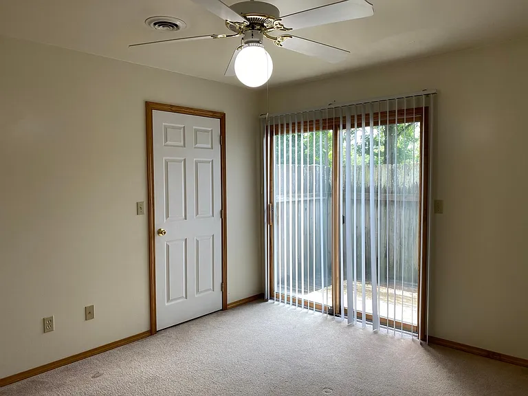 2310 S Illinois Ave #A-8 — Photo 15