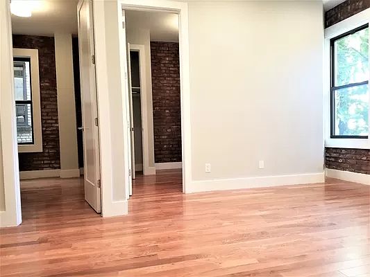 4th image of 219 E 17th St #3L
