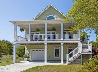 119 W Seaview Dr, Emerald Isle, NC 28594