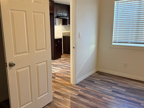 2nd image of 1326 E 50th St