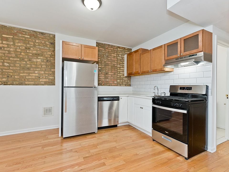 1st image of 2141 N Sawyer Ave #G