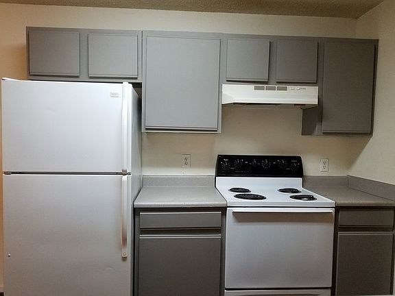 4th image of 320 S Free King Hwy APT 201