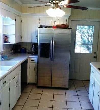 5th image of 61 Sherwood Dr