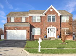4500 Orangeberry Dr, Grove City, OH 43123