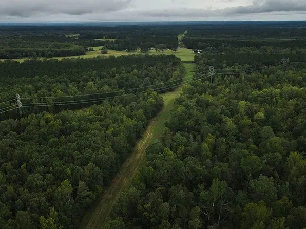 Forest Ln, Benton, AR 72019