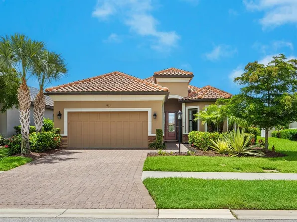 3933 Waypoint Ave, Osprey, FL 34229