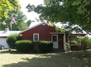 20 Barrus Ln, Rochester, NY 14612