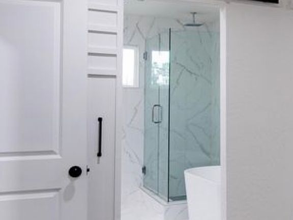 4th image of 3226 E Virginia Ave #1
