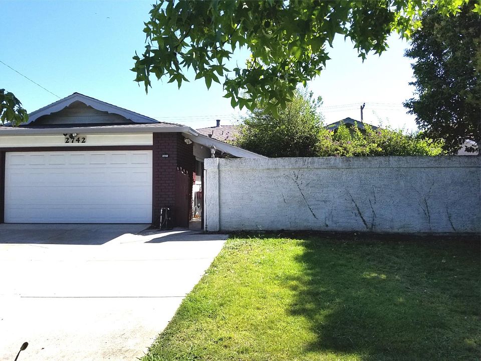 1st image of 2742 Meridian Ave
