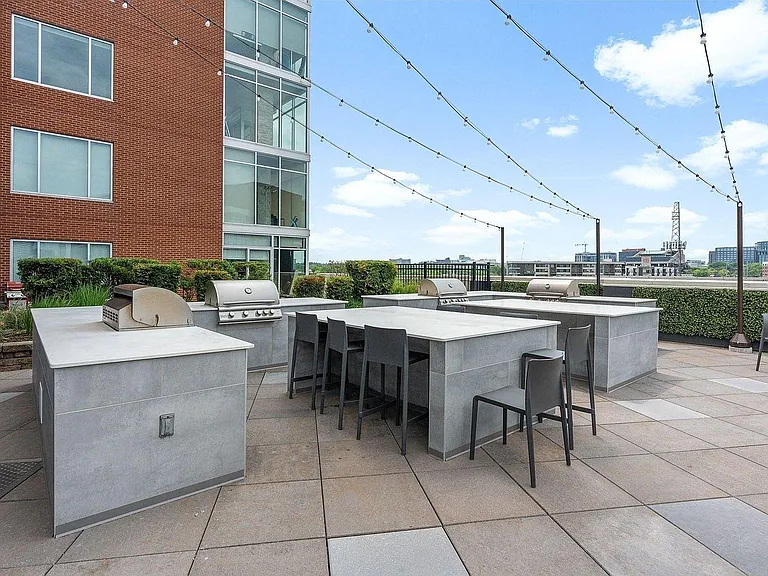 600 12th Ave S #633 — Photo 36