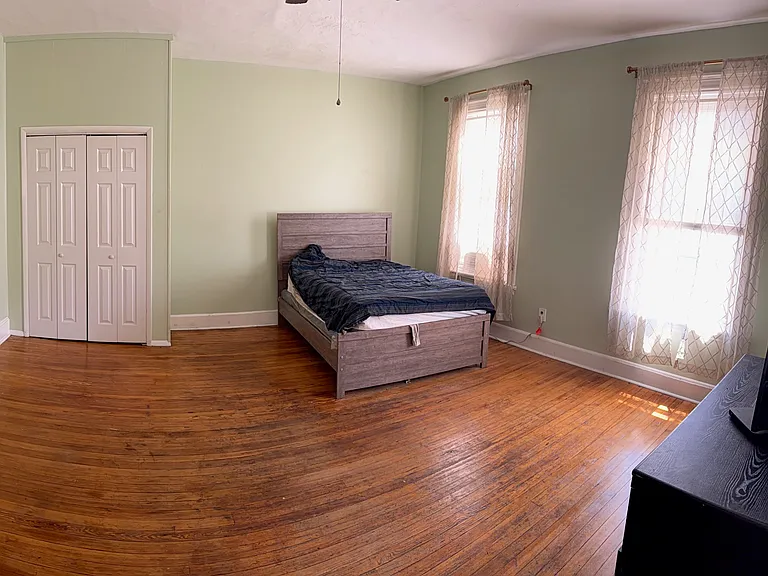 58 High St #2 — Photo 4
