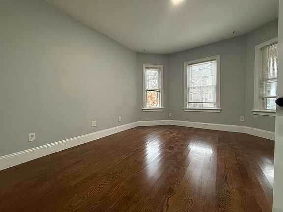 4th image of 24 Bay State Ave #1D