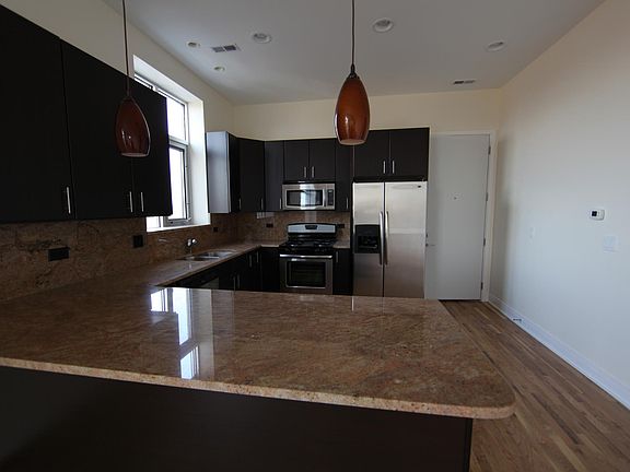 2nd image of 2024 N California Ave APT 3C