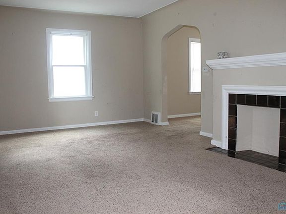 3rd image of 3434 Anderson Pkwy