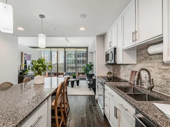 1212 Laurel St APT 614, Nashville, TN 37203