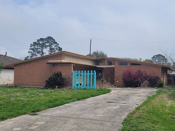 2nd image of 3815 Bonita Ln