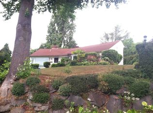 2702 NE 82nd St, Seattle, WA 98115