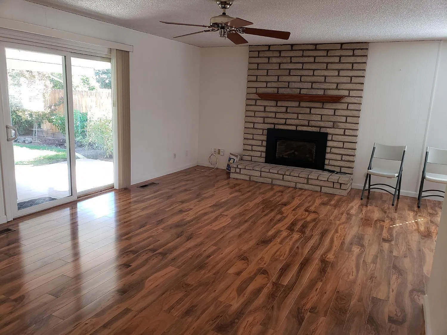 3 bed, 1.5 bath, 1671 sqft, $2,350 — Photo 4