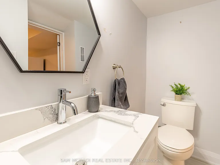 4043 Pavillion Ct #LOWER — Photo 13