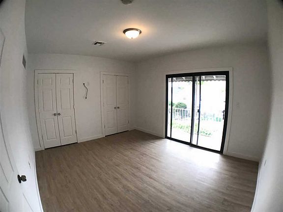 5th image of 433 Pacific Ave #2