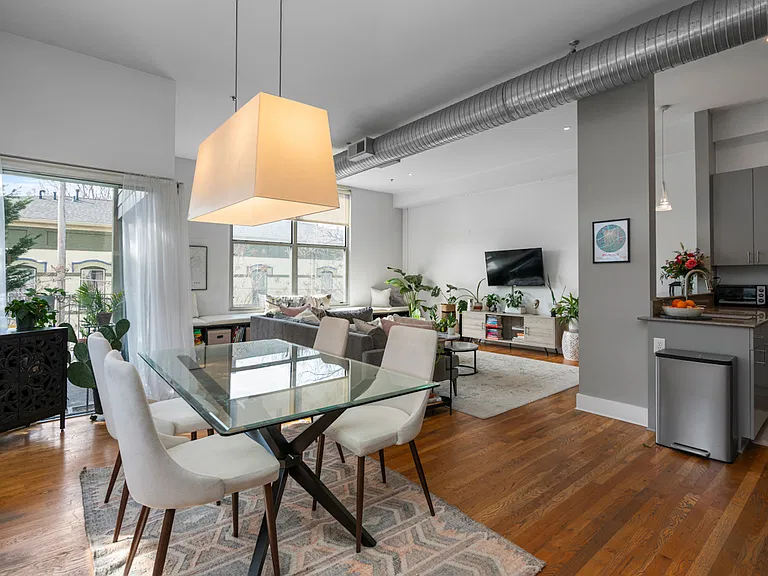 15 Waddell St NE #205 — Photo 5